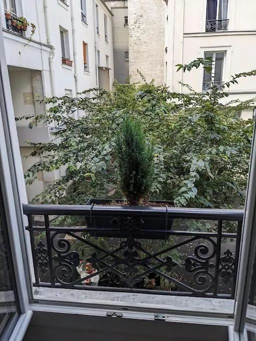 Chambre Double Chez L'Occupant Au Sein D'Un Appartement Calme Et Tres Bien Situe Paris